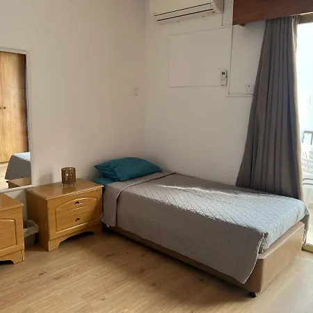 Appartement Tiffany 11 Finikoudes