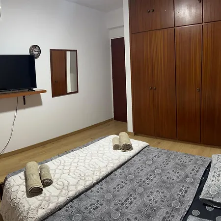 Jane 11 - 2 Bedrooms Finikoudes Appartamento