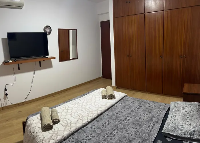 Jane 11 - 2 Bedrooms Finikoudes Appartamento