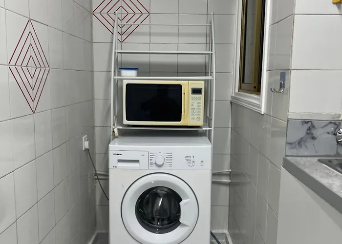 Jane 11 - 2 Bedrooms Finikoudes Appartamento