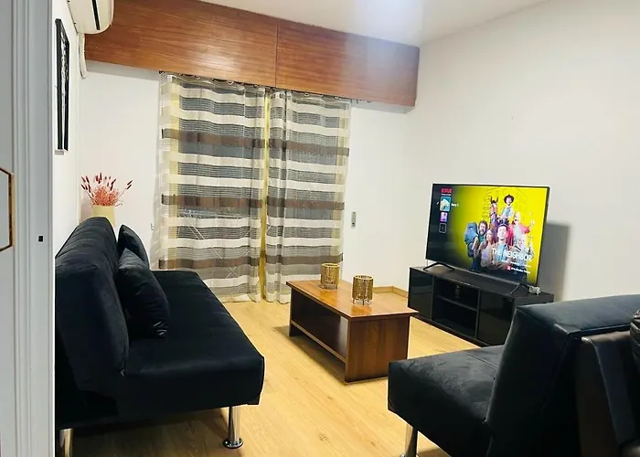 Jane 11 - 2 Bedrooms Finikoudes * Ларнака